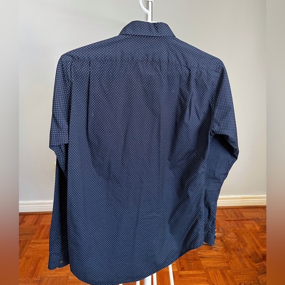 Uniqlo Navy Button Down - Picture 4 of 4
